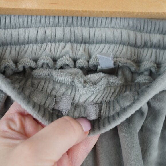 EUC Skims Velour Jogger Womens Size L Grey Lounger Athleisure Soft Zip Pocket Pa - Picture 8 of 11